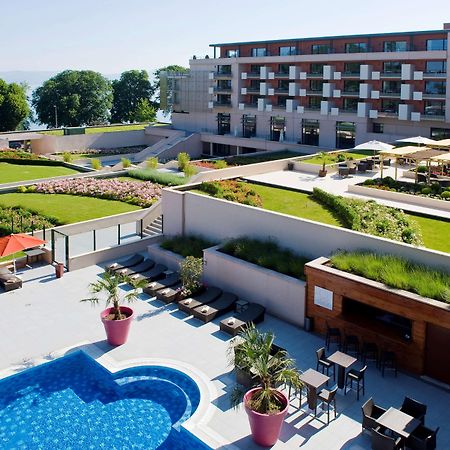 Отель Hilton Evian Les Bains Экстерьер фото